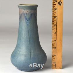 Vintage Arts & Crafts Newcomb College Pottery 8 1/2 Stylized Flower Vase c1925