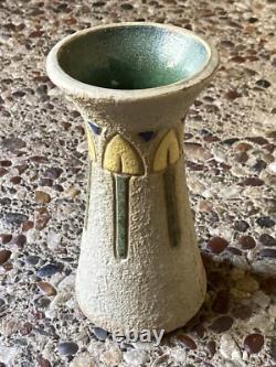 Vintage Arts & Crafts Period Roseville MOSTIQUE Art Pottery Vase