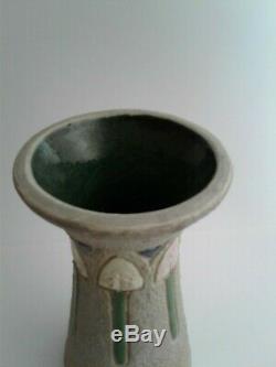 Vintage Arts & Crafts Period Roseville MOSTIQUE Pottery Vase 8 x 4