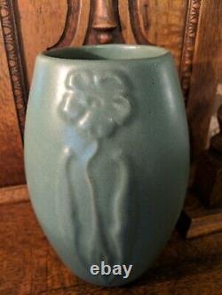 Vintage Arts & Crafts Zanesville Pottery Stylized Flower Vase Matte Green Finish