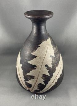 Vintage Canadian Pottery Vase, Sgraffito Leaves, 8.5 H, Vancouver Island
