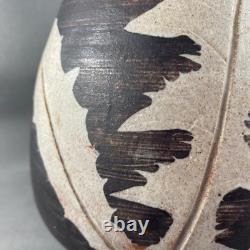 Vintage Canadian Pottery Vase, Sgraffito Leaves, 8.5 H, Vancouver Island