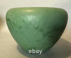 Vintage Matte Green Mission Arts & Crafts Style Art Pottery Jardiniere Vase