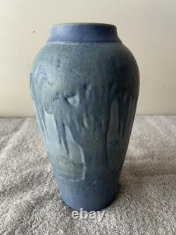 Vintage Newcomb College Pottery, Moon And Moss Vase, 7 1/4 Tall