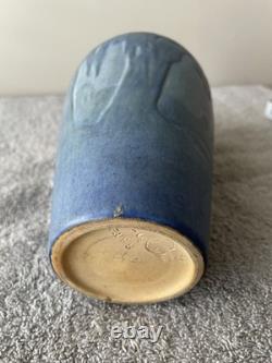 Vintage Newcomb College Pottery, Moon And Moss Vase, 7 1/4 Tall