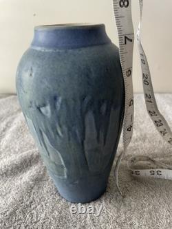 Vintage Newcomb College Pottery, Moon And Moss Vase, 7 1/4 Tall