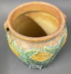 Vintage Roseville Pottery Sunflower Arts & Crafts Doubled Handled Vase #487-6