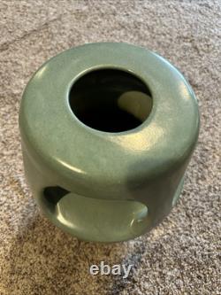 Vintage Royal Haeger Arts & Crafts Mission Revival Matte Green Vase 12