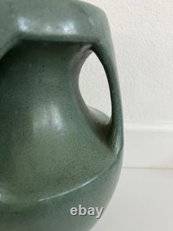 Vintage Royal Haeger Arts & Crafts Mission Revival Matte Green Vase 12