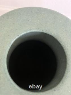 Vintage Royal Haeger Arts & Crafts Mission Revival Matte Green Vase 12