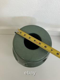 Vintage Royal Haeger Arts & Crafts Mission Revival Matte Green Vase 12