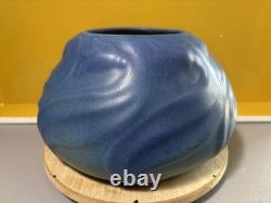 Vintage Van Briggle Pottery Ming Blue #849 Leaves & Flowers Bowl 7.75 Wide