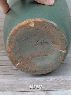 Vintage ZANESVILLE Matte Green Arts And Crafts Pottery Vase 12