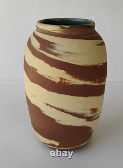 W. J. Gordy Mission Swirl Arts & Crafts Art Pottery 8 Vase