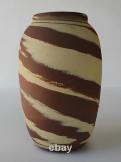 W. J. Gordy Mission Swirl Arts & Crafts Art Pottery 8 Vase