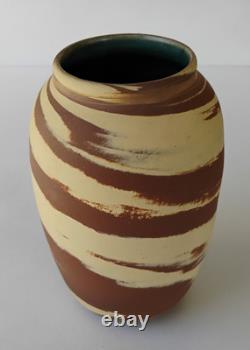 W. J. Gordy Mission Swirl Arts & Crafts Art Pottery 8 Vase