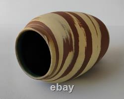 W. J. Gordy Mission Swirl Arts & Crafts Art Pottery 8 Vase