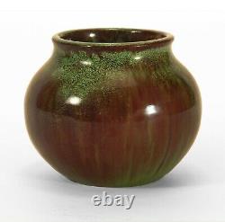 WJW Walley Pottery green brown feathered flambe glaze vase arts & crafts