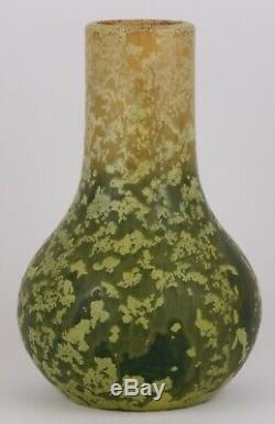 Weller 11 Frosted Matte Arts And Crafts Vase With Exceptional Glaze