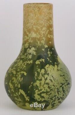 Weller 11 Frosted Matte Arts And Crafts Vase With Exceptional Glaze