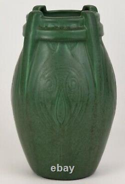 Weller 9.5 Tall Arts And Crafts Matt Green Vase With Incised Design