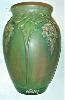 Weller Art Pottery Matt Ware Fru Russet Wisteria Vase Arts Crafts Green