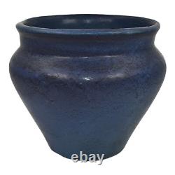 Weller Frosted Matte Blue Vintage Arts And Crafts Pottery Vase