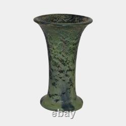 Weller Frosted Matte Vintage Arts and Crafts Pottery Green Ceramic Vase
