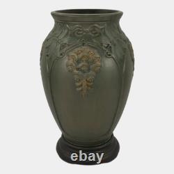 Weller Kenova Arts and Crafts Pottery Matte Green Ceramic Vase