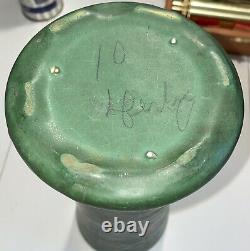 Weller Matte Green 10 Vase 1910 Arts & Crafts Era Pottery Pot Suevo Design