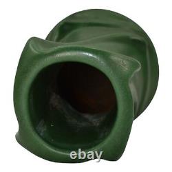 Weller Matte Green 1910s Vintage Arts And Crafts Pottery Twist Ceramic Vase