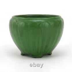 Weller Pottery Bedford Matte green arts & crafts 6.5 dia leaf jardiniere vase