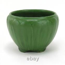 Weller Pottery Bedford Matte green arts & crafts 6.5 dia leaf jardiniere vase