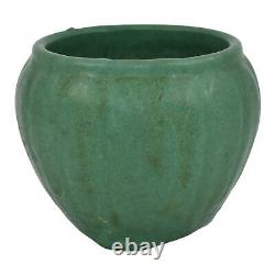 Weller Vintage Arts And Crafts Pottery Matte Green Footed Jardiniere Planter