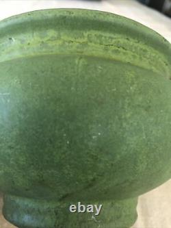 Weller or Roseville Arts & Crafts Matte Green Vase with Handles Chloron Egypto
