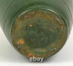 Wheatley Pottery Company Matte Green 8.5 Tall Arts And Crafts Vase