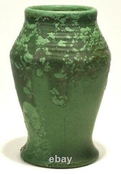 Wheatley Pottery Company Matte Green Arts And Crafts 10 Tall Vase