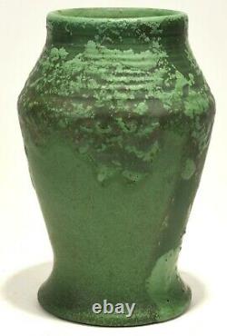 Wheatley Pottery Company Matte Green Arts And Crafts 10 Tall Vase