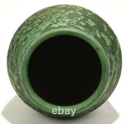 Wheatley Pottery Company Matte Green Arts And Crafts 10 Tall Vase