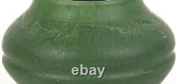Wheatley Pottery Company Matte Green Arts And Crafts 4 Tall Squat Vase