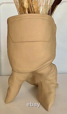 X RARE Pop Art MCM MICHAEL HARVEY Craft Sculptured Garden Glove Ceramic Vase EXC