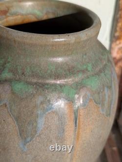 Zanesville Arts&Crafts Pottery Vase 795 Gourd Form, Amazing Green Glaze, 8 1/2