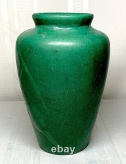 Zanesville Pottery, Arts & Crafts Tobacco Leaf Vase, Deep Matte Green, Nice