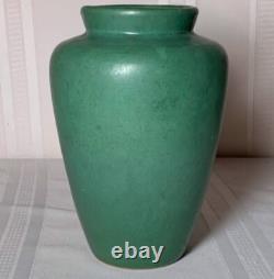 Zanesville Pottery, Arts & Crafts Tobacco Leaf Vase, Deep Matte Green, Nice