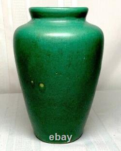 Zanesville Pottery, Arts & Crafts Tobacco Leaf Vase, Deep Matte Green, Nice