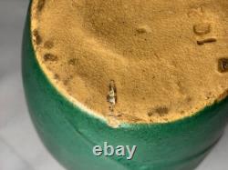 Zanesville Pottery, Arts & Crafts Tobacco Leaf Vase, Deep Matte Green, Nice