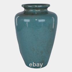 Zanesville Stoneware 1930s Arts And Craft Pottery Blue Leaf Vase 102