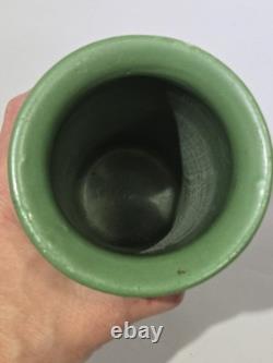 Zanesville Stoneware 1930s Arts & Crafts Matte Green Vase Vintage American 9.25