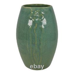 Zanesville Stoneware 1930s Vintage Arts And Craft Pottery Green Vase 101