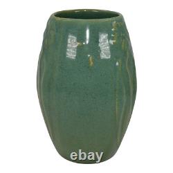 Zanesville Stoneware 1930s Vintage Arts And Craft Pottery Green Vase 101